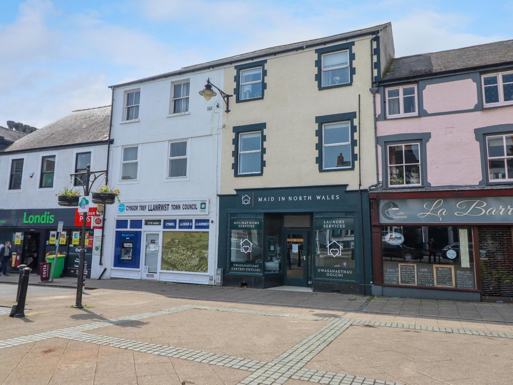 Trysorau Bach 2 Apartment Llanrwst Exterior photo